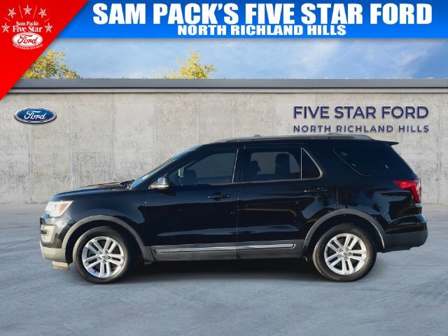 Used 2016 Ford Explorer XLT w/ Equipment Group 202A FWD image 6