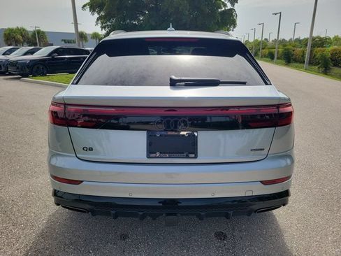 Certified 2025 Audi Q8 Premium Plus w/ Premium Plus Package AWD/4WD image 6