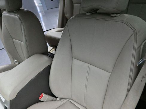 Used 2010 Ford Edge Limited image 15