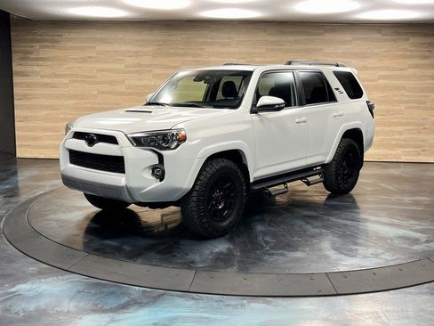 Used 2024 Toyota 4Runner TRD Off-Road Premium image 6