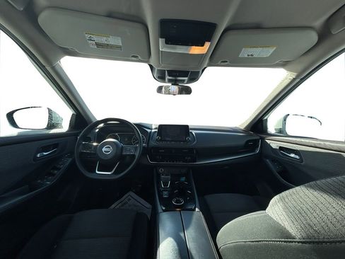 Used 2021 Nissan Rogue SV image 17