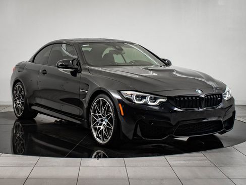 Used 2018 BMW M4 image 12