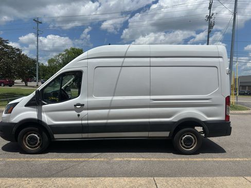 Used 2023 Ford Transit 250 148 High Roof w/ Load Area Protection Package RWD image 7