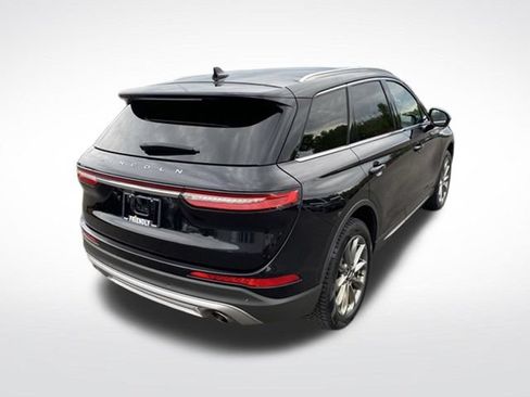 Used 2022 Lincoln Corsair AWD w/ Premium Package image 8