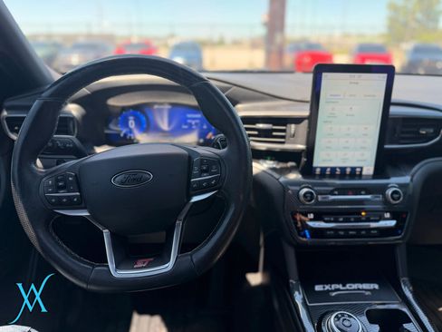 Used 2020 Ford Explorer ST w/ ST Street Pack AWD/4WD image 30