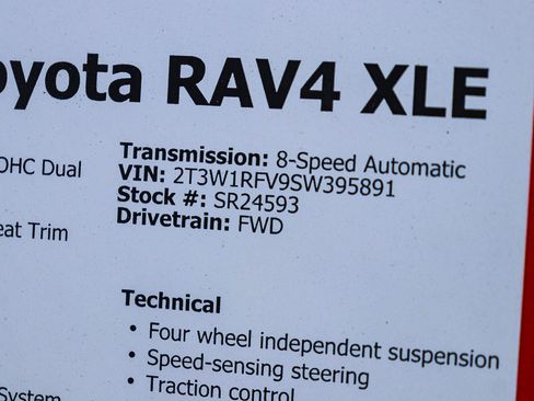 Certified 2025 Toyota RAV4 XLE image 28
