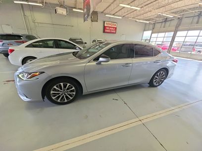 Used 2022 Lexus ES 350 w/ Premium Package