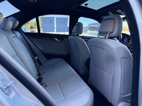 Used 2012 Mercedes-Benz C 250 Sedan image 17