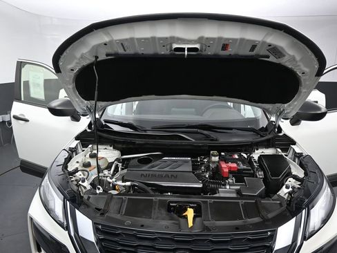 Used 2023 Nissan Rogue S FWD image 36