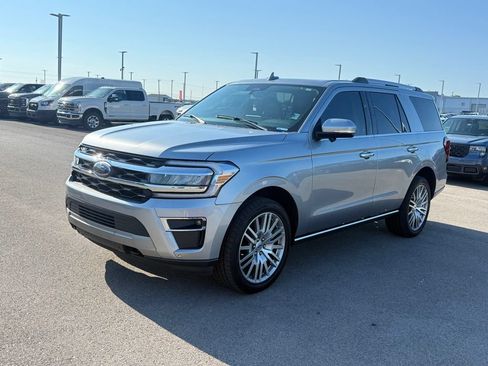 Used 2023 Ford Expedition Limited AWD/4WD image 21
