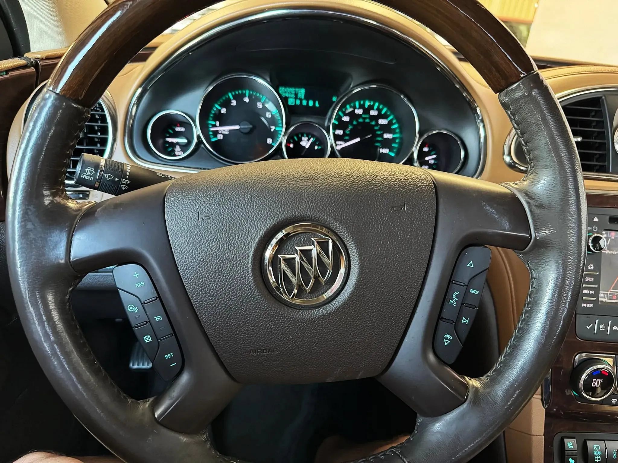 Used 2016 Buick Enclave Premium w/ Experience Buick Package FWD image 26