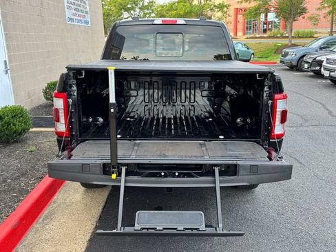 Used 2023 Ford F150 Lariat AWD/4WD image 7