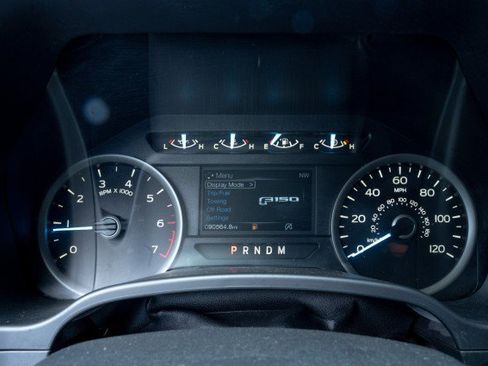 Used 2019 Ford F150 XLT w/ Equipment Group 302A Luxury RWD image 19