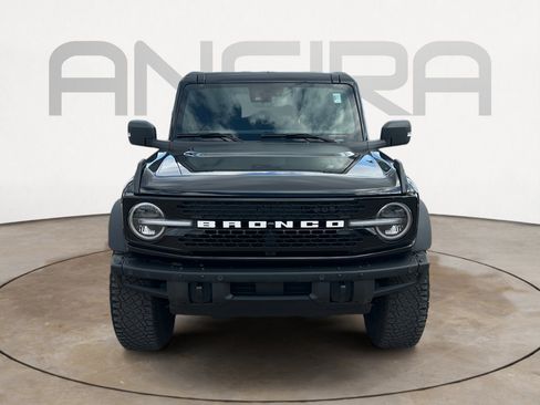 Used 2024 Ford Bronco Wildtrak image 5