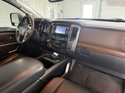 Used 2016 Nissan Titan Platinum Reserve AWD/4WD image 39
