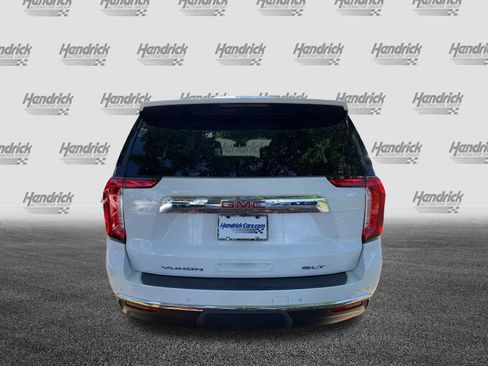 Used 2024 GMC Yukon XL SLT w/ SLT Luxury Package AWD/4WD image 9