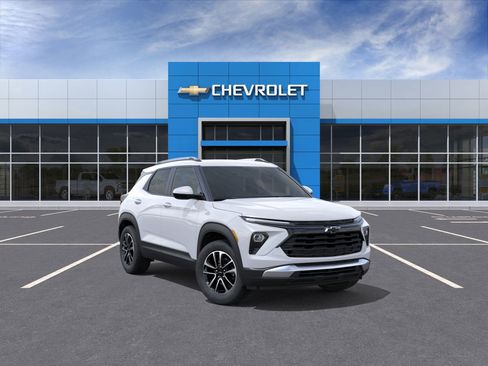 New 2025 Chevrolet TrailBlazer LT w/ Convenience Package image 1