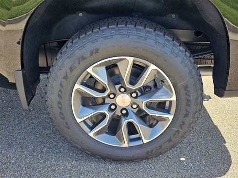 New 2025 Chevrolet Silverado 1500 LT w/ Texas Edition Plus image 24