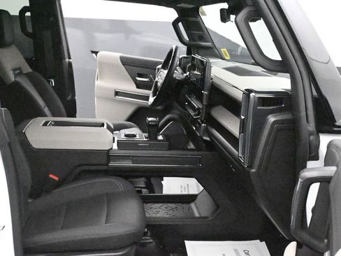 Used 2026 GMC Hummer EV SUV AWD/4WD image 11