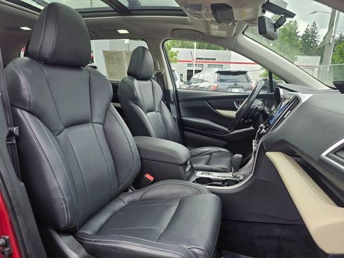 Used 2022 Subaru Ascent Limited w/ Technology Package AWD/4WD image 10