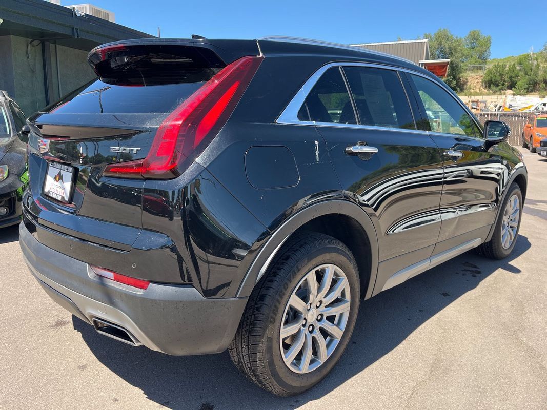 Used 2019 Cadillac XT4 Premium Luxury AWD/4WD image 7