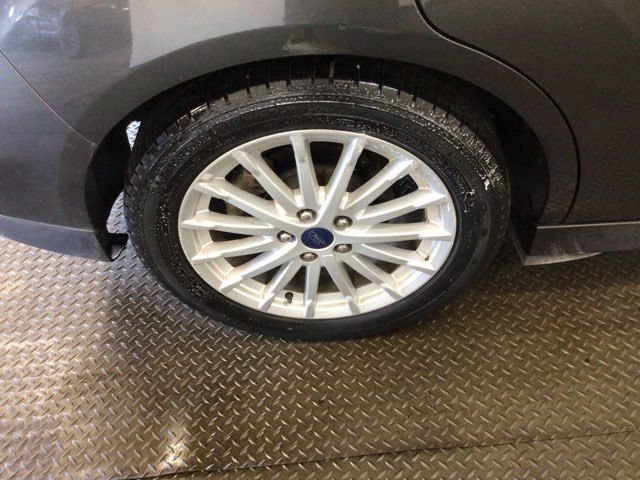 Used 2016 Ford C-MAX SE FWD image 29