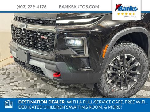 New 2026 Chevrolet Traverse Z71 w/ Enhanced Driving Package image 3