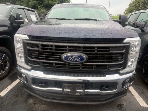 Used 2024 Ford F250 XL w/ XL Chrome Package AWD/4WD image 2