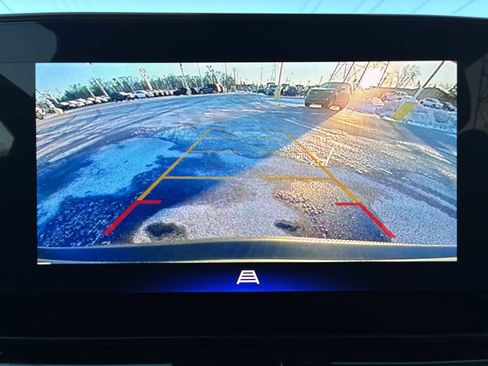 Used 2024 Chevrolet TrailBlazer RS w/ Convenience Package image 14