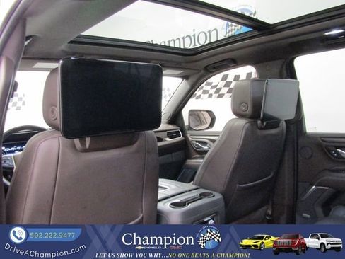 Used 2021 GMC Yukon XL Denali w/ Denali Ultimate Package AWD/4WD image 22