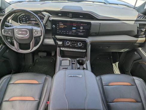 Used 2024 GMC Sierra 2500 AT4 w/ AT4 Premium Plus Package AWD/4WD image 15