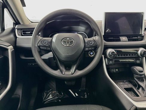 Certified 2023 Toyota RAV4 XLE FWD image 29