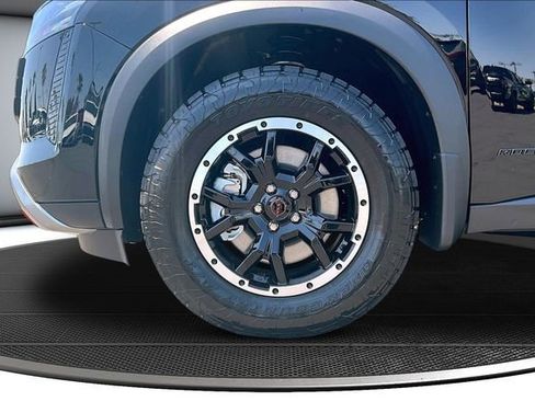 New 2026 Nissan Pathfinder Rock Creek AWD/4WD image 12
