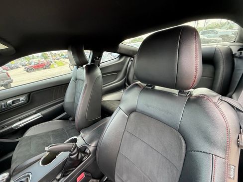 Used 2017 Ford Mustang GT Premium w/ Equipment Group 401A RWD image 13
