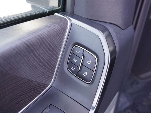 Used 2024 Ford F350 Platinum w/ Tremor Off-Road Package image 22