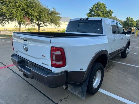 Used 2021 RAM 3500 Limited image 10