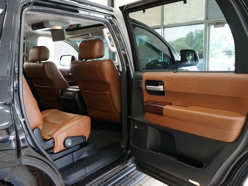 Used 2011 Toyota Sequoia Platinum AWD/4WD image 49