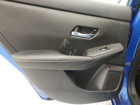 Used 2023 Nissan Sentra SV image 9