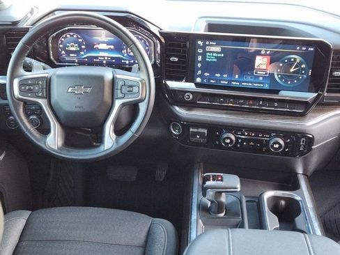 Used 2024 Chevrolet Silverado 1500 LT Trail Boss w/ Convenience Package II image 29