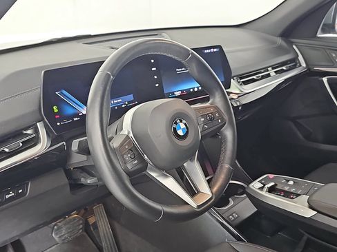 Used 2026 BMW X2 xDrive28i AWD/4WD image 16