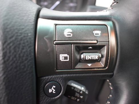 Used 2010 Lexus GX 460 image 16