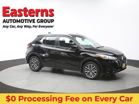 Used 2023 Nissan Kicks SV FWD image 46