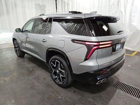 Certified 2025 Chevrolet Traverse High Country w/ LPO, Floor Liner Package image 5