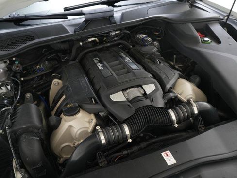 Used 2017 Porsche Cayenne Turbo AWD image 85