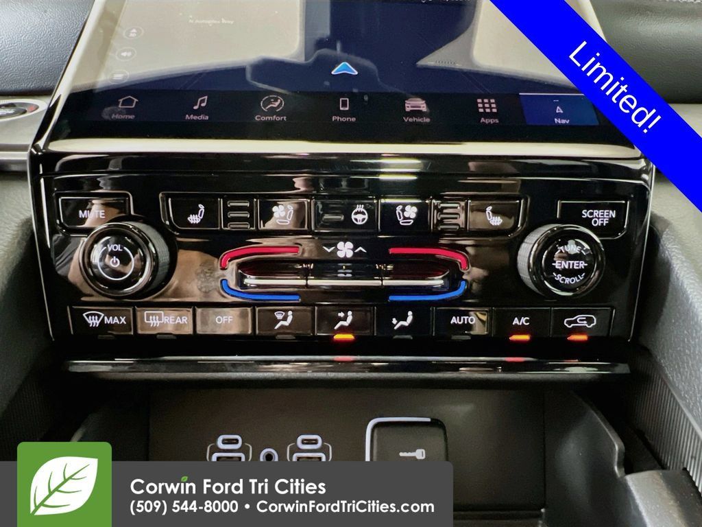 Used 2025 Jeep Grand Cherokee L Limited w/ Luxury Tech Group II AWD/4WD image 9