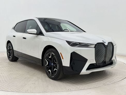 Certified 2024 BMW iX xDrive50 w/ Sport Package AWD/4WD image 7