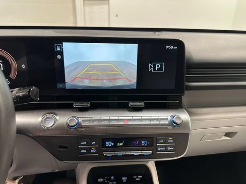 Used 2025 Hyundai Kona SEL AWD/4WD image 65