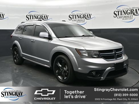 Used 2018 Dodge Journey Crossroad w/ Nav & Sun Group FWD image 1