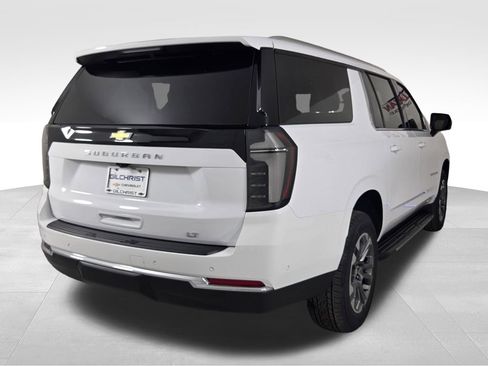 New 2026 Chevrolet Suburban LT w/ Comfort Package RWD image 7