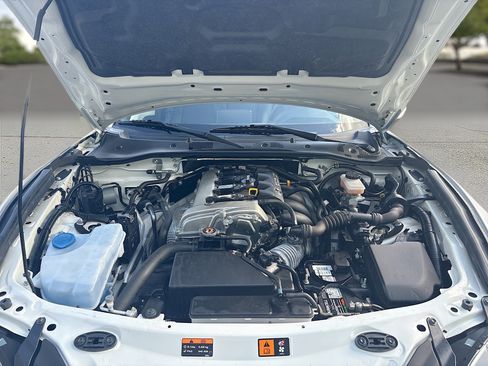 Used 2019 MAZDA MX-5 Miata RF Grand Touring image 19